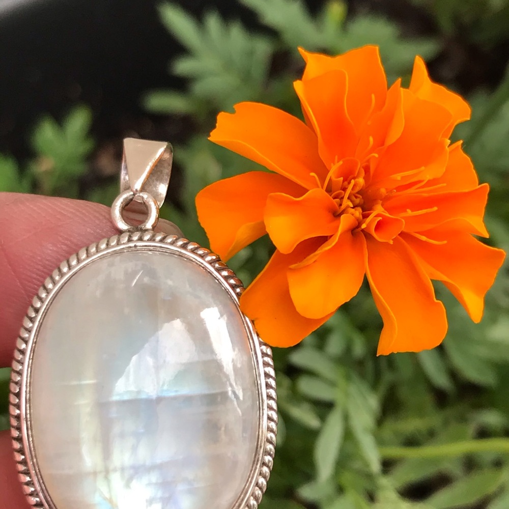 Silver 925 Moonstone Pendant Necklace